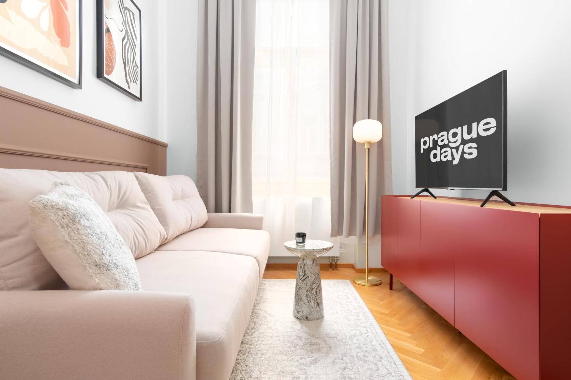 Stru House By Days - Luxurious Next To National Theatre Appartement *