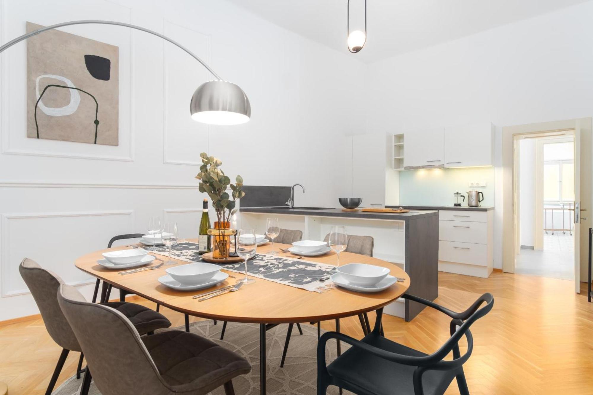 Stru House By Days - Luxurious Next To National Theatre Appartement *