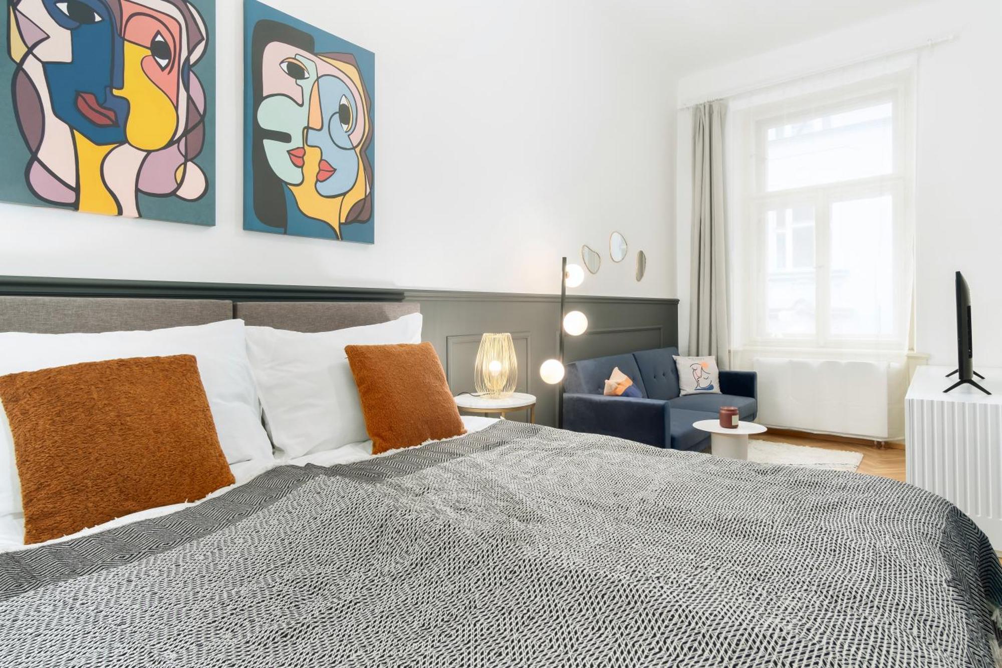 Stru House By Days - Luxurious Next To National Theatre * Prague
